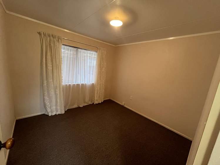 38 Carlton Terrace Westown_9