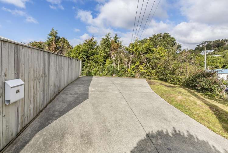 8A Frederick Street Tawa_16