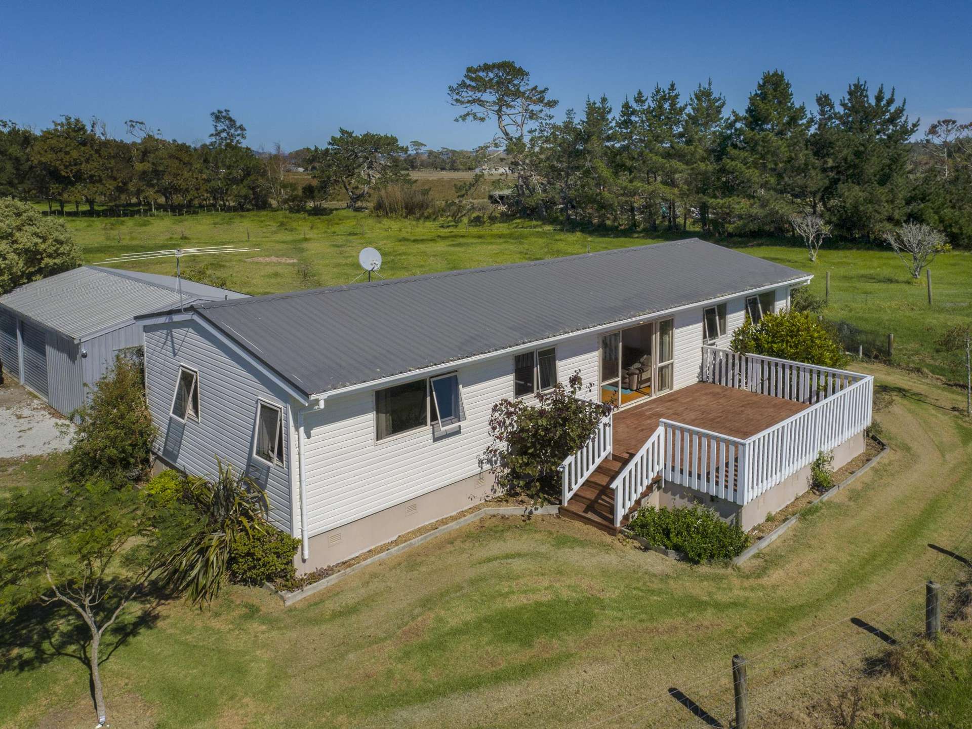 37 Te Pua School Road Helensville_0