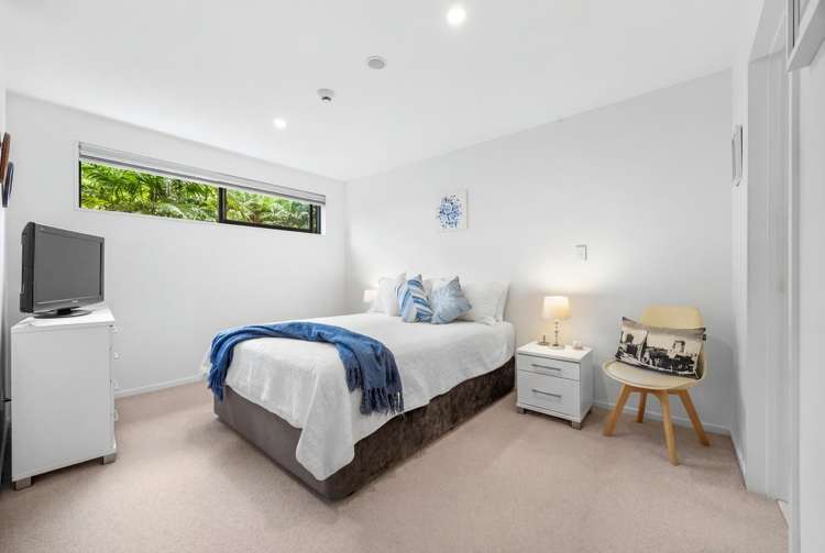 107/8 Thompson Park Road Mount Wellington_11