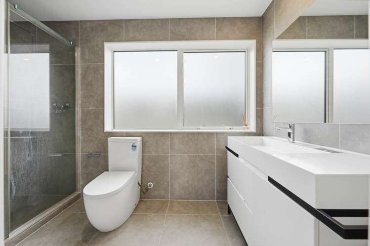 82C Moore Street Howick_14