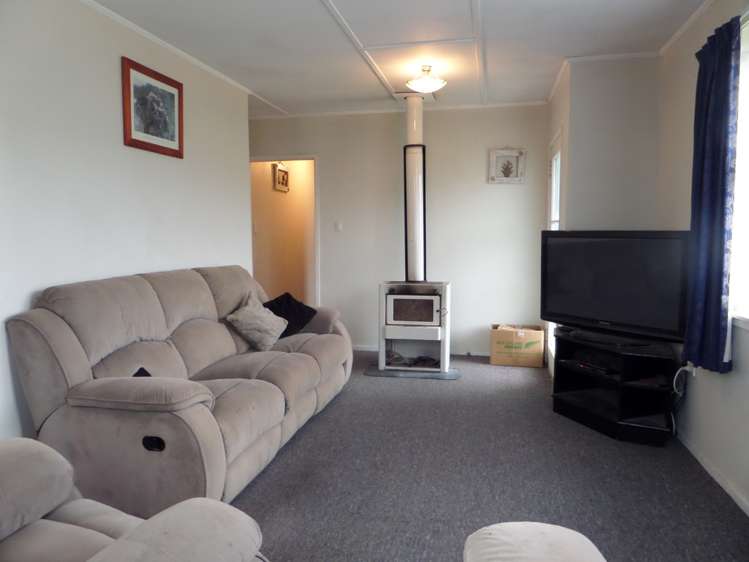 22 Hardie Grove Featherston_4