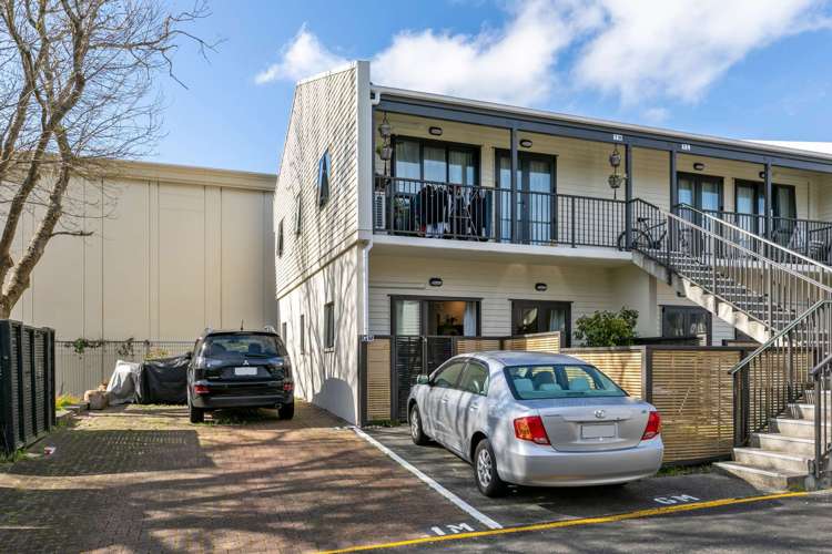 Gm/193 Main Highway Ellerslie_10