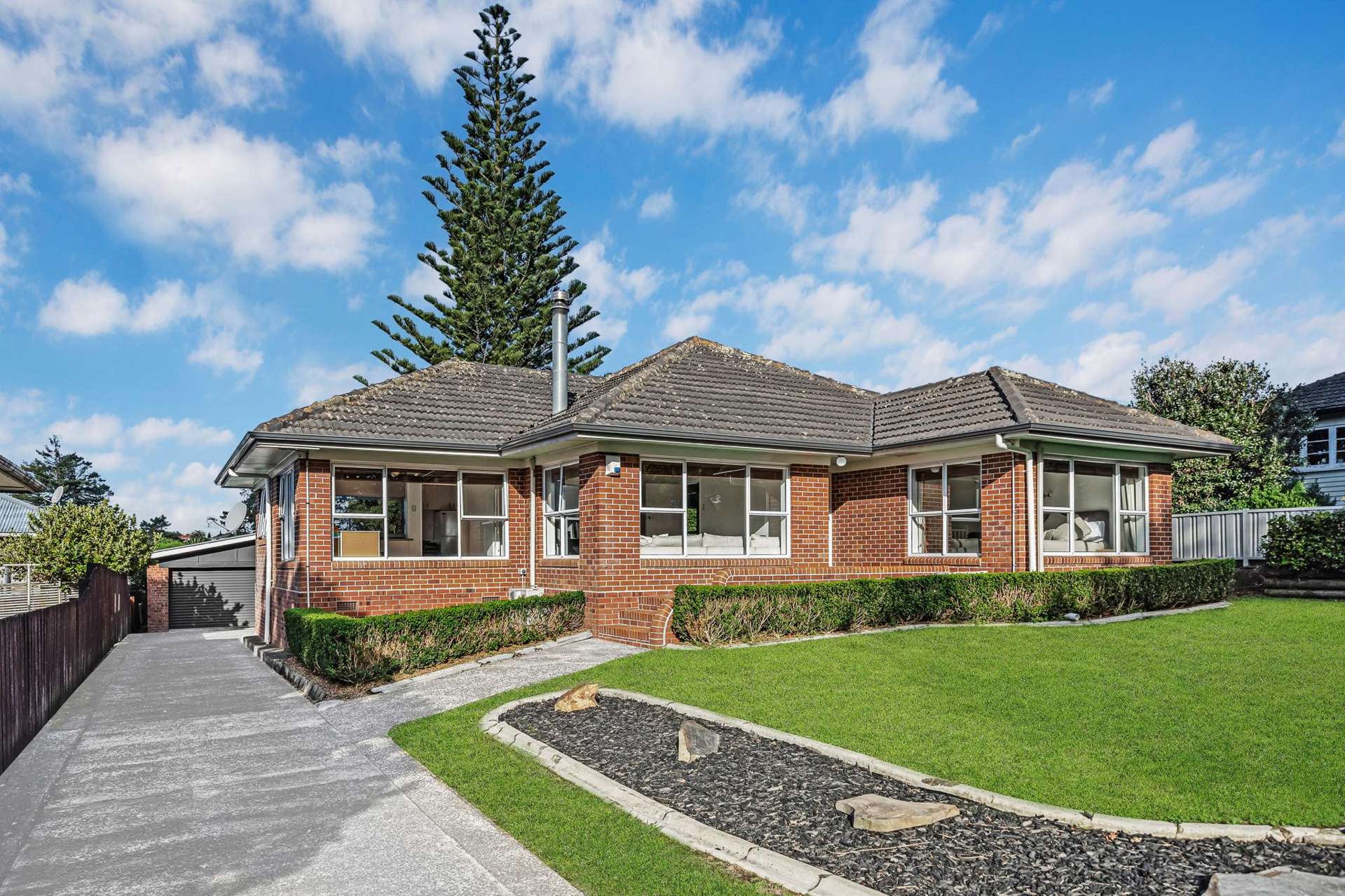 137 Edinburgh Street Pukekohe_0