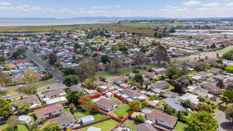 374 Roscommon Road Clendon Park_3