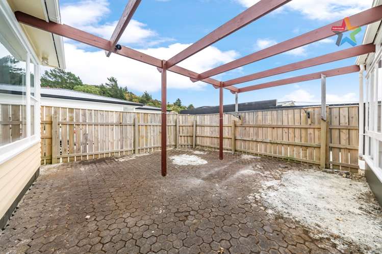 41 Hyde Street Wainuiomata_16