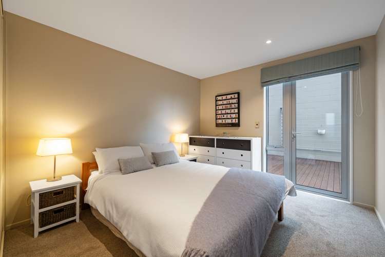 5 Emerald Lane Cashmere_18