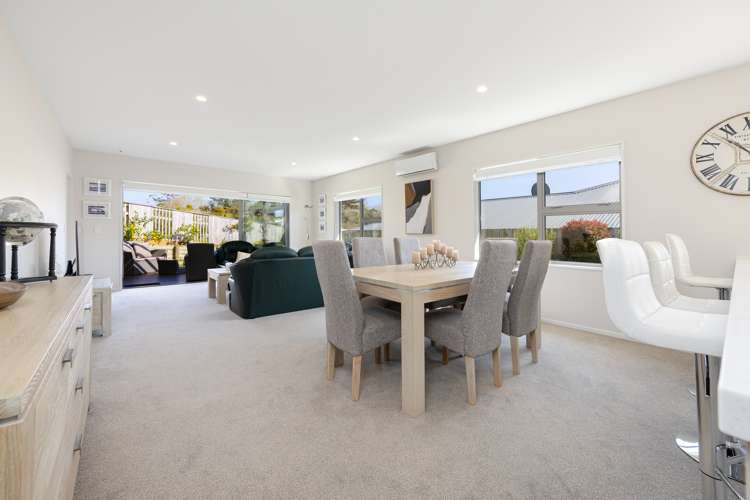 42 Fairwater Road Warkworth_13