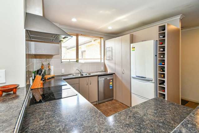 181 Keri Vista Rise Papakura_3