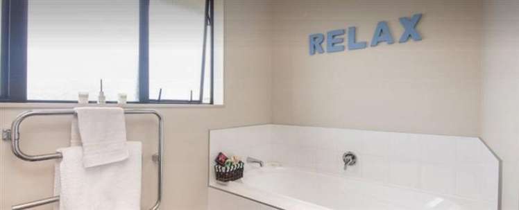 4 Dryden Court Kelvin Grove_6