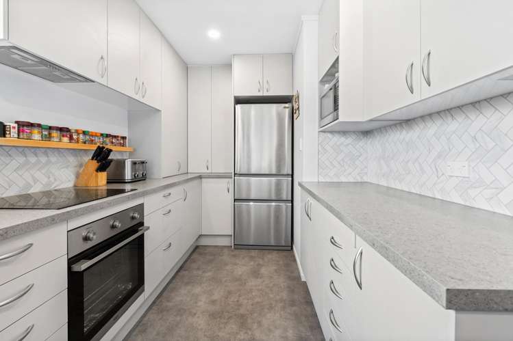 368 Whangaparaoa Road Stanmore Bay_10