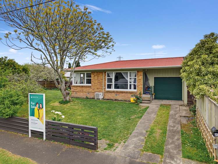 23 Southsea Crescent_0