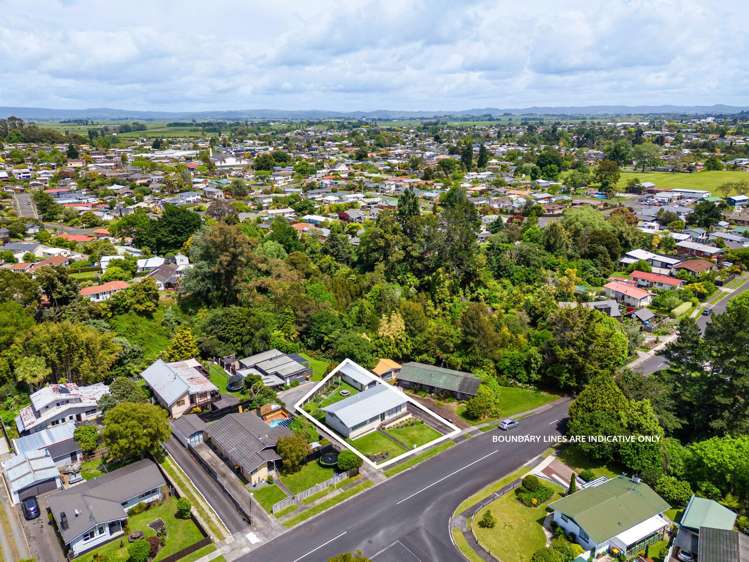 22 Splitt Avenue Glenview_18