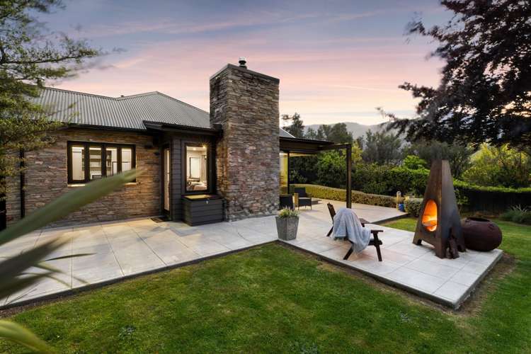 59 Aubrey Road Wanaka_3