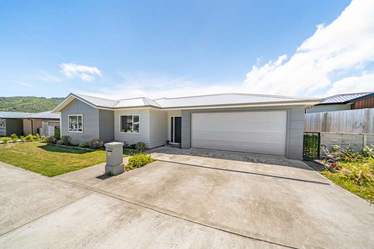 27 Brian Hughes Road_0