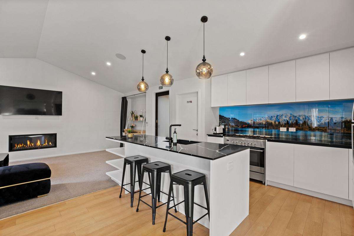 12 Hicks Road_0