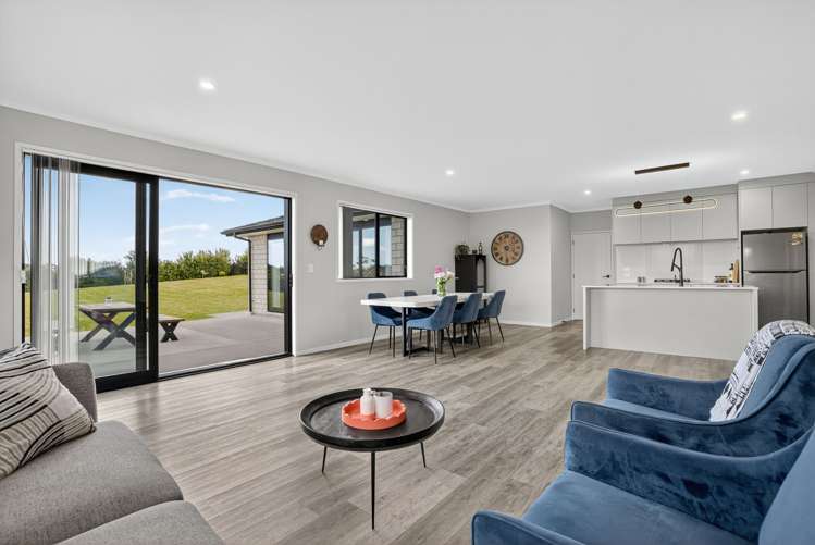 9 Membery Lane Patumahoe_2