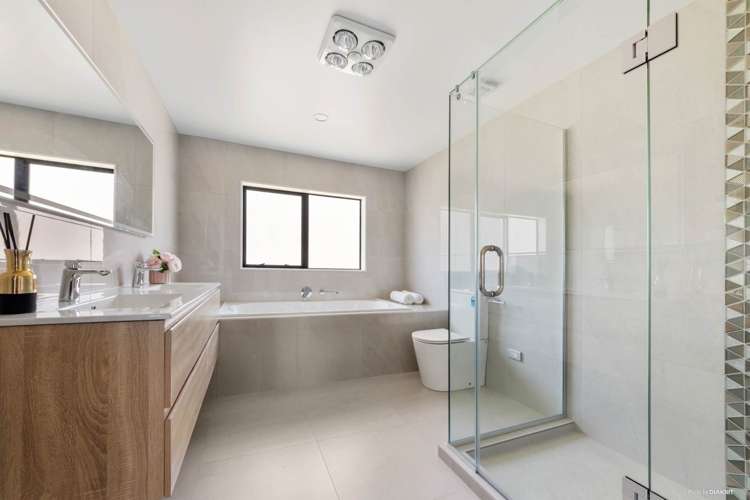 22 Castlebane Drive Flat Bush_18