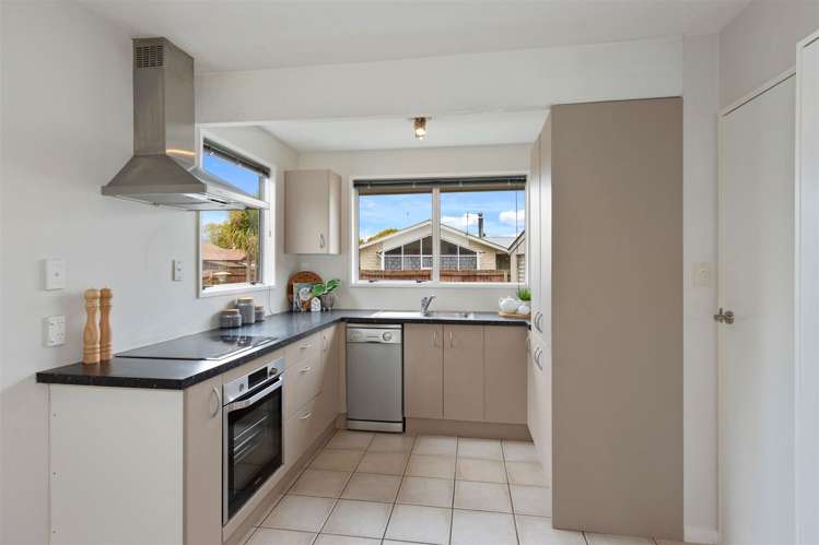 29a Lakewood Drive Burwood_5