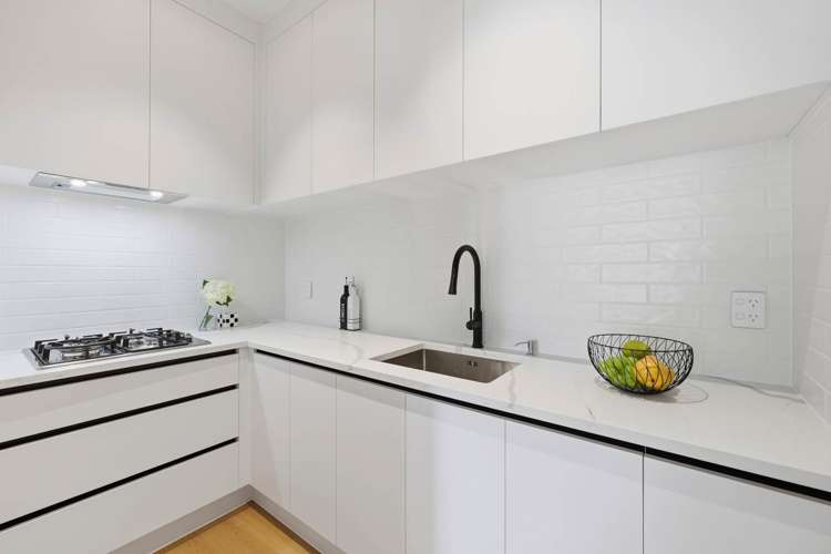 54A Bruce Road Glenfield_13