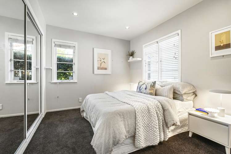 1/81 Sylvan Avenue Northcote_16