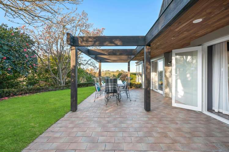 281 Point View Drive East Tamaki Heights_16