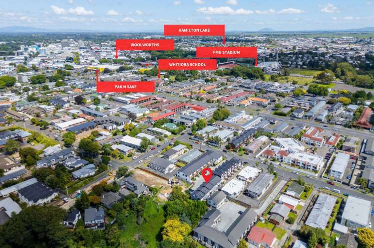 12/10 Charlemont Street Whitiora_14