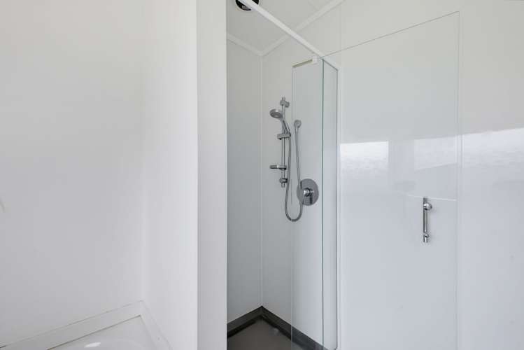 27A Tiverton Crescent Whalers Gate_23