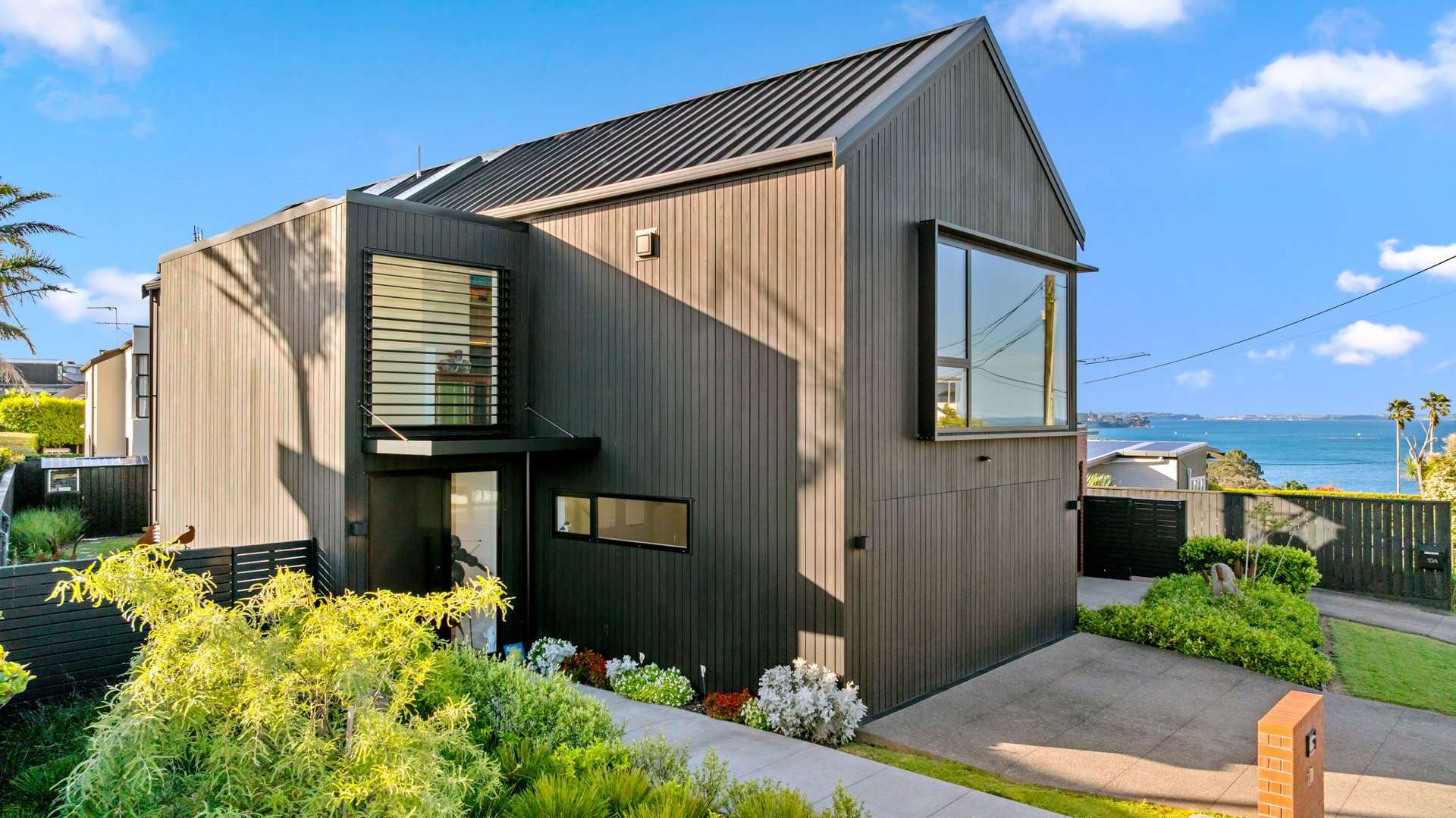 10 Vaughan Crescent Murrays Bay_0