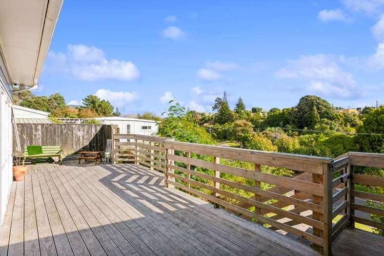 39 Tennis Court Road Raumati South_4