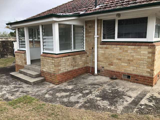 Spacious one bed unit