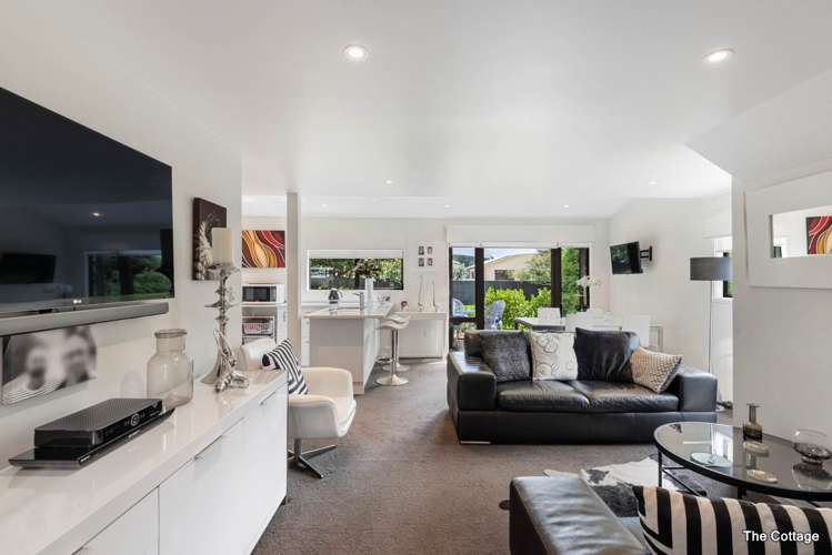 1 Newton Road Riverhead_32