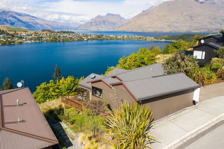 13 Sunrise Lane Queenstown_21