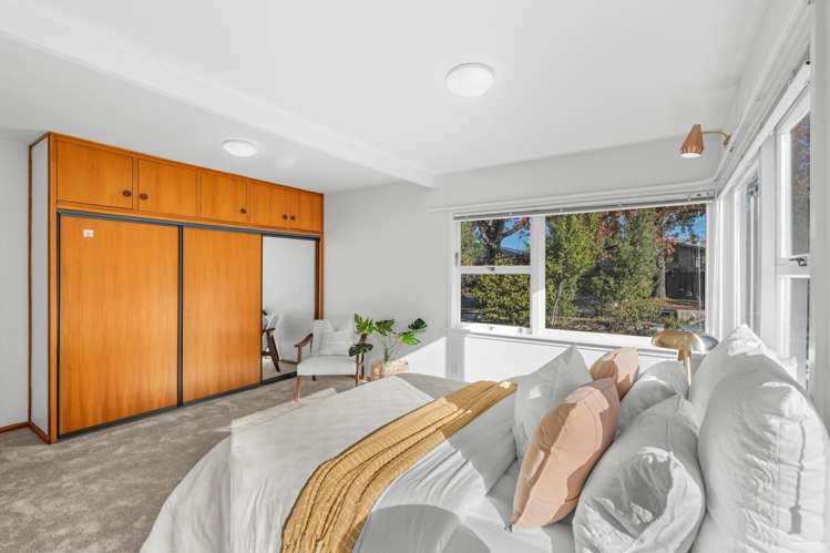 56 Woodbury Street Russley_16