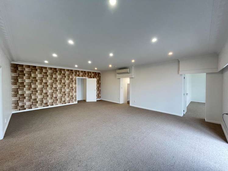 5 The Parade Bucklands Beach_12