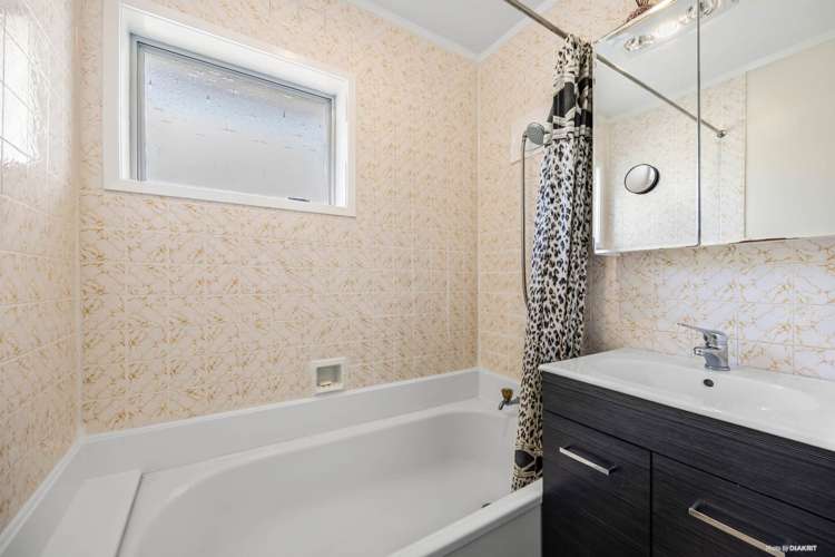 1/70 Cliff View Drive Green Bay_9