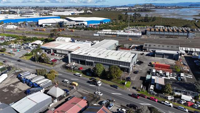 Functional Secure Site with Profile onto Saleyards