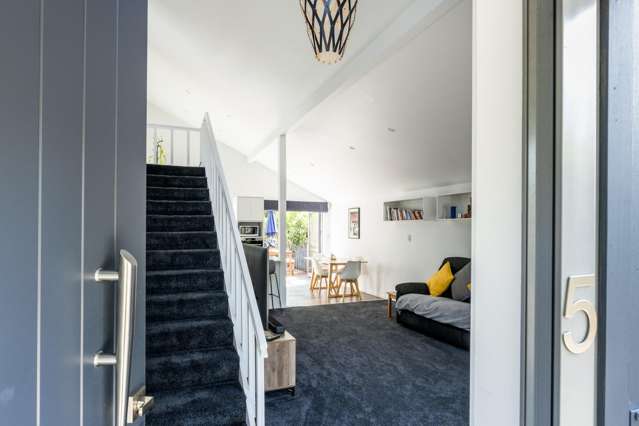 5/5 Danvers Street Havelock North_1