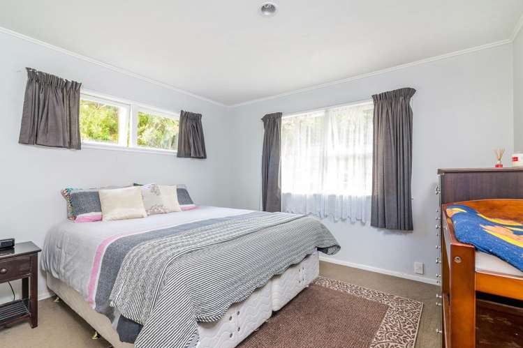 158 Godley Road Titirangi_9