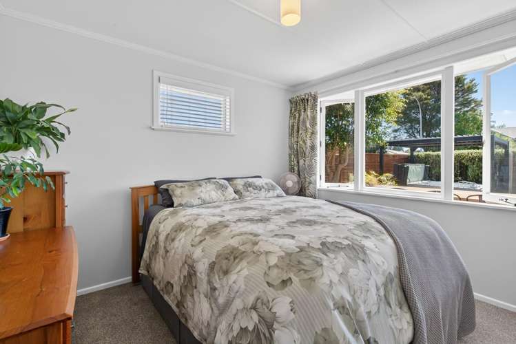 27 Woodford Avenue Brookfield_7