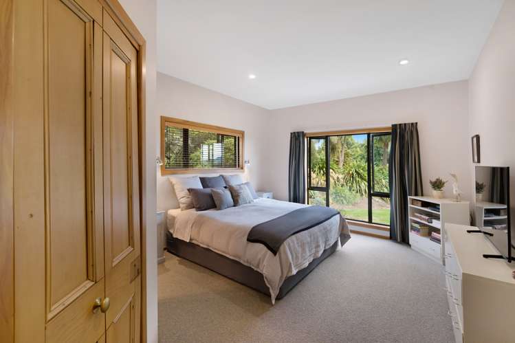 315 River Road Gore Surrounds_7