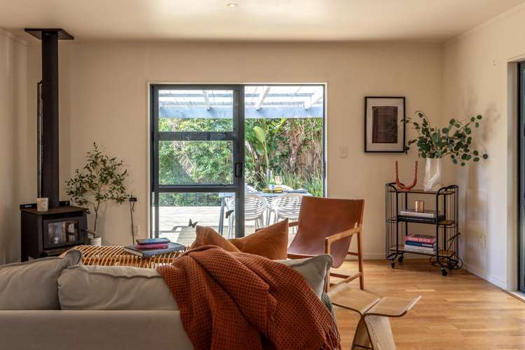 11 Natzka Road Ostend_3