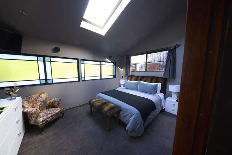 33 Kohu Road Titirangi_17