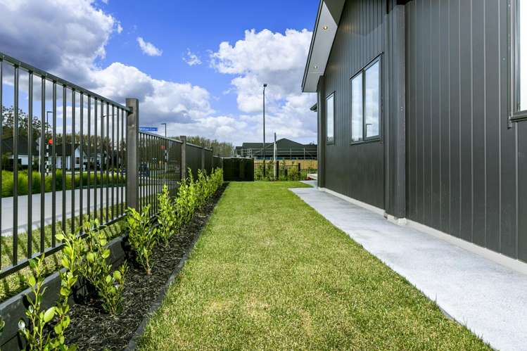 41 Matahae Crescent Milldale_20