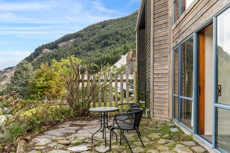 16a Dart Place Fernhill/Sunshine Bay_19