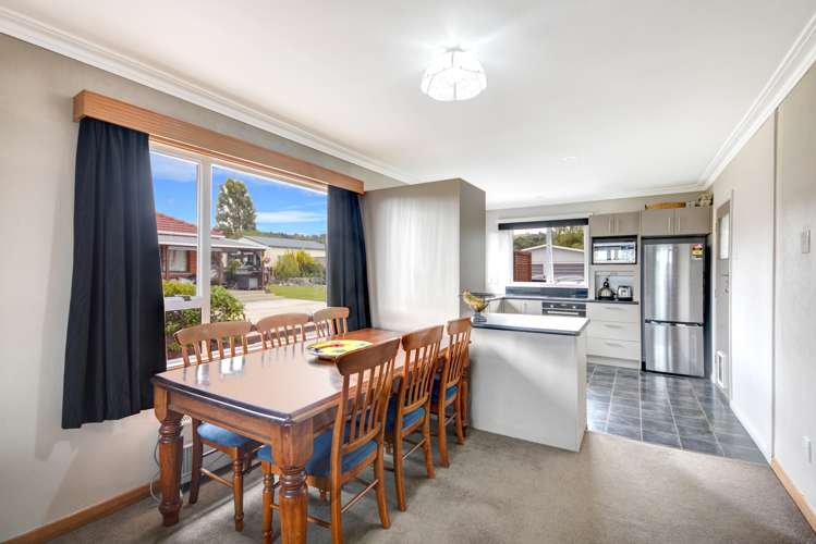 98 Main Road Fairfield_9