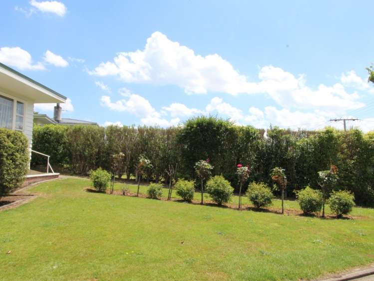 60 Wakeman Street Pahiatua_11