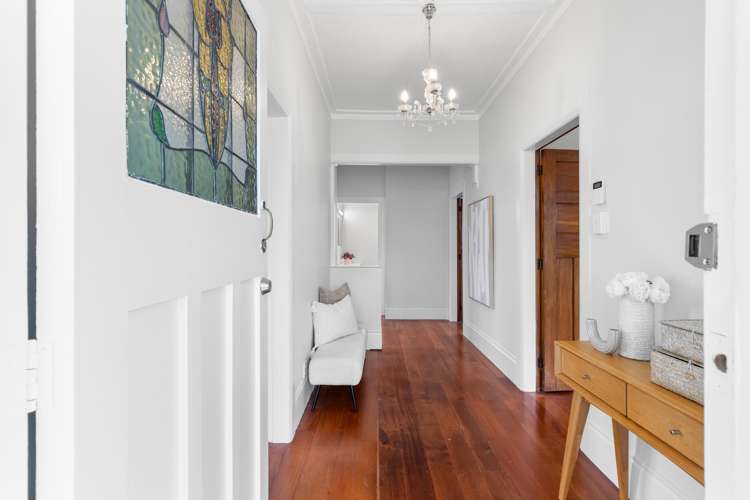 36 Kingswood Street Takaro_11