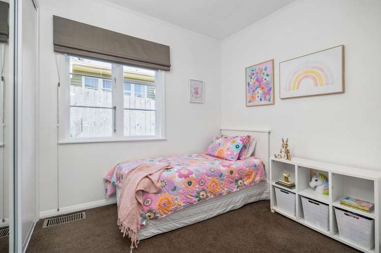 14 Leone Terrace Mount Albert_20