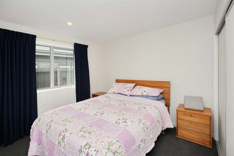 20 Robert Duncan Road Belfast_16